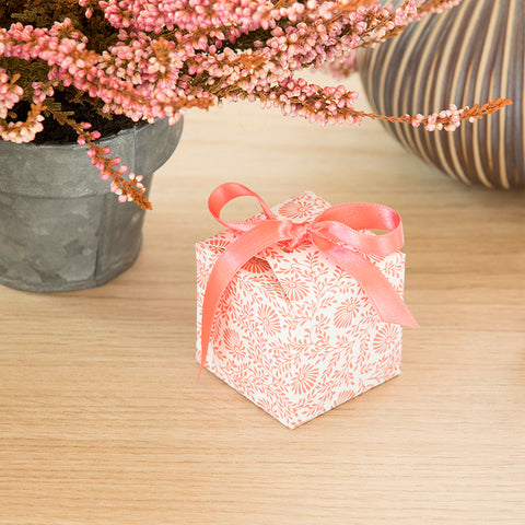 boite cube cadeau réutilisable  LOU de la collection Rose fleur fabriquée en France 